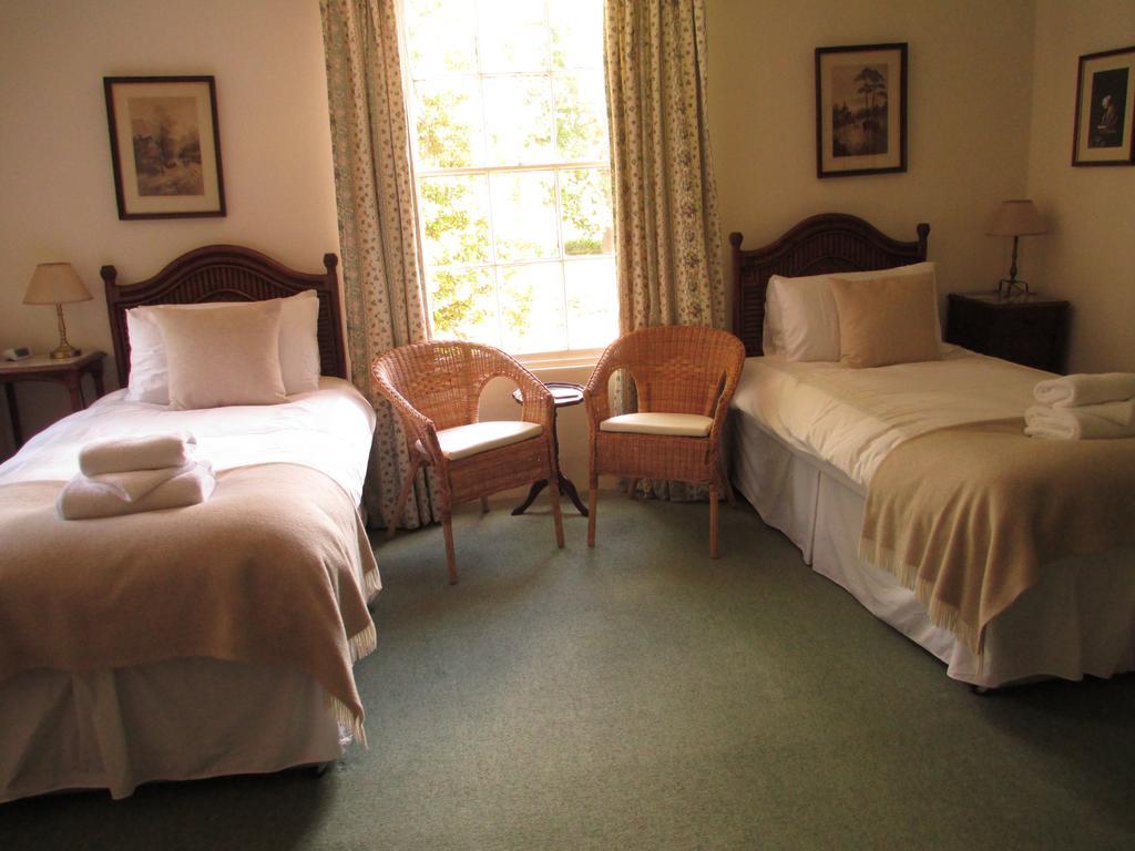Bed and Breakfast Old Manor House Shepperton Camera foto