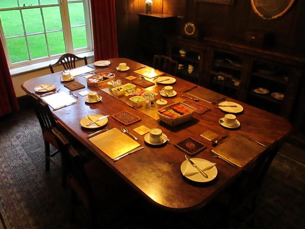 Bed and Breakfast Old Manor House Shepperton Esterno foto