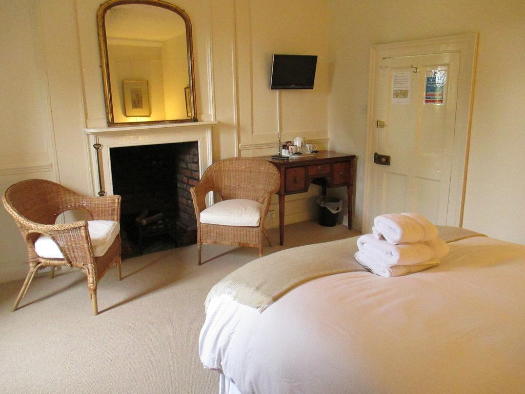 Bed and Breakfast Old Manor House Shepperton Camera foto