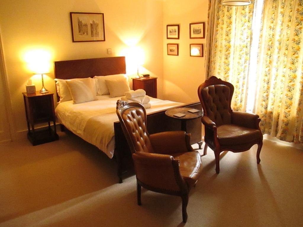 Bed and Breakfast Old Manor House Shepperton Camera foto